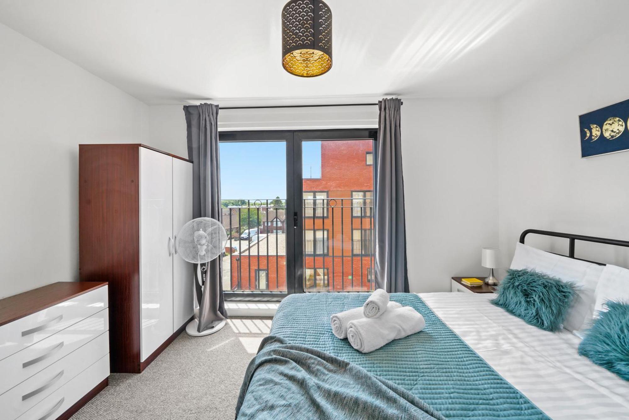 One And Two Bed Apartments Slough Near Heathrow Colnbrook ภายนอก รูปภาพ