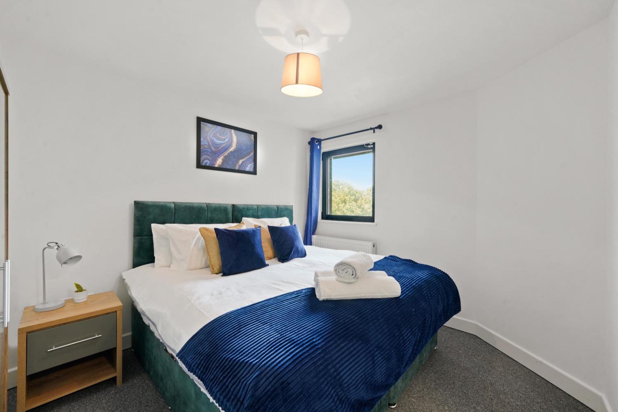 One And Two Bed Apartments Slough Near Heathrow Colnbrook ภายนอก รูปภาพ