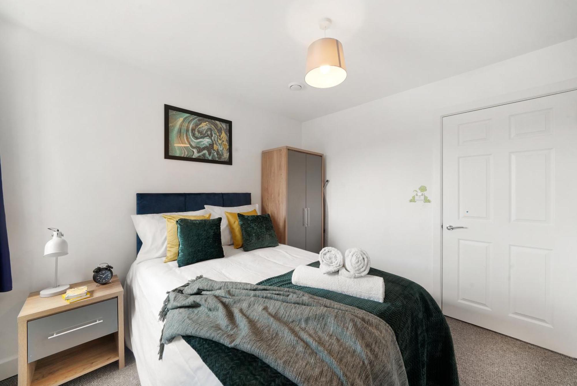 One And Two Bed Apartments Slough Near Heathrow Colnbrook ภายนอก รูปภาพ