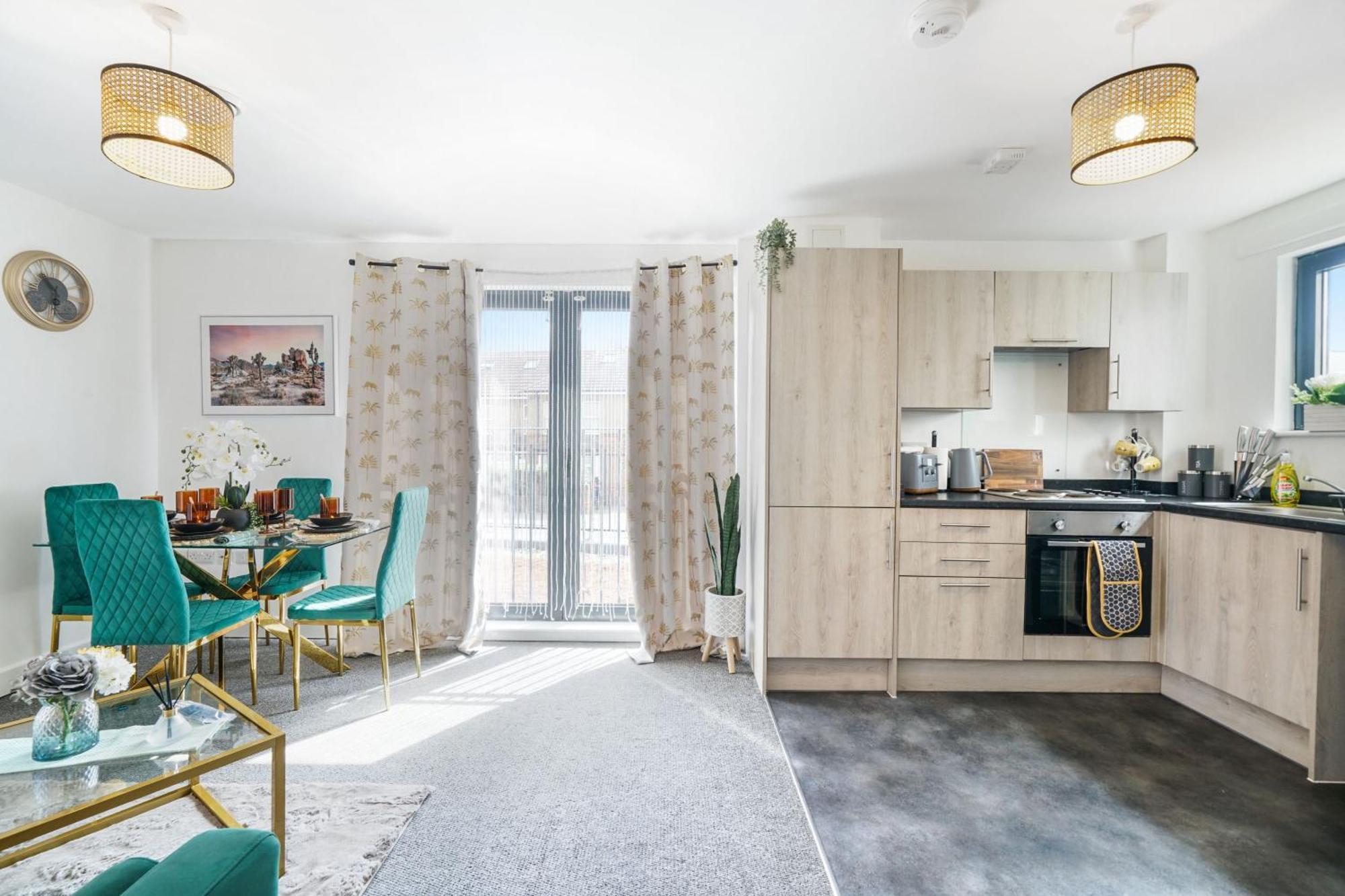 One And Two Bed Apartments Slough Near Heathrow Colnbrook ภายนอก รูปภาพ
