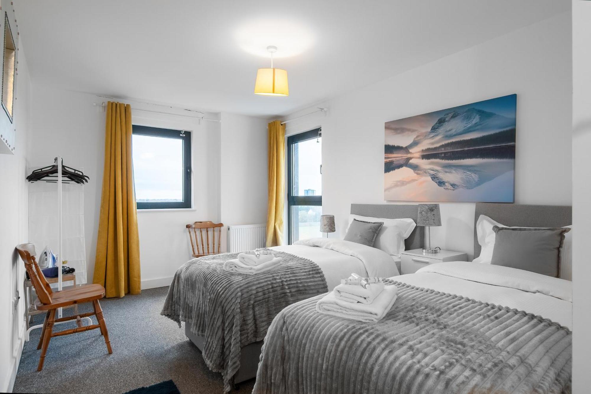 One And Two Bed Apartments Slough Near Heathrow Colnbrook ภายนอก รูปภาพ