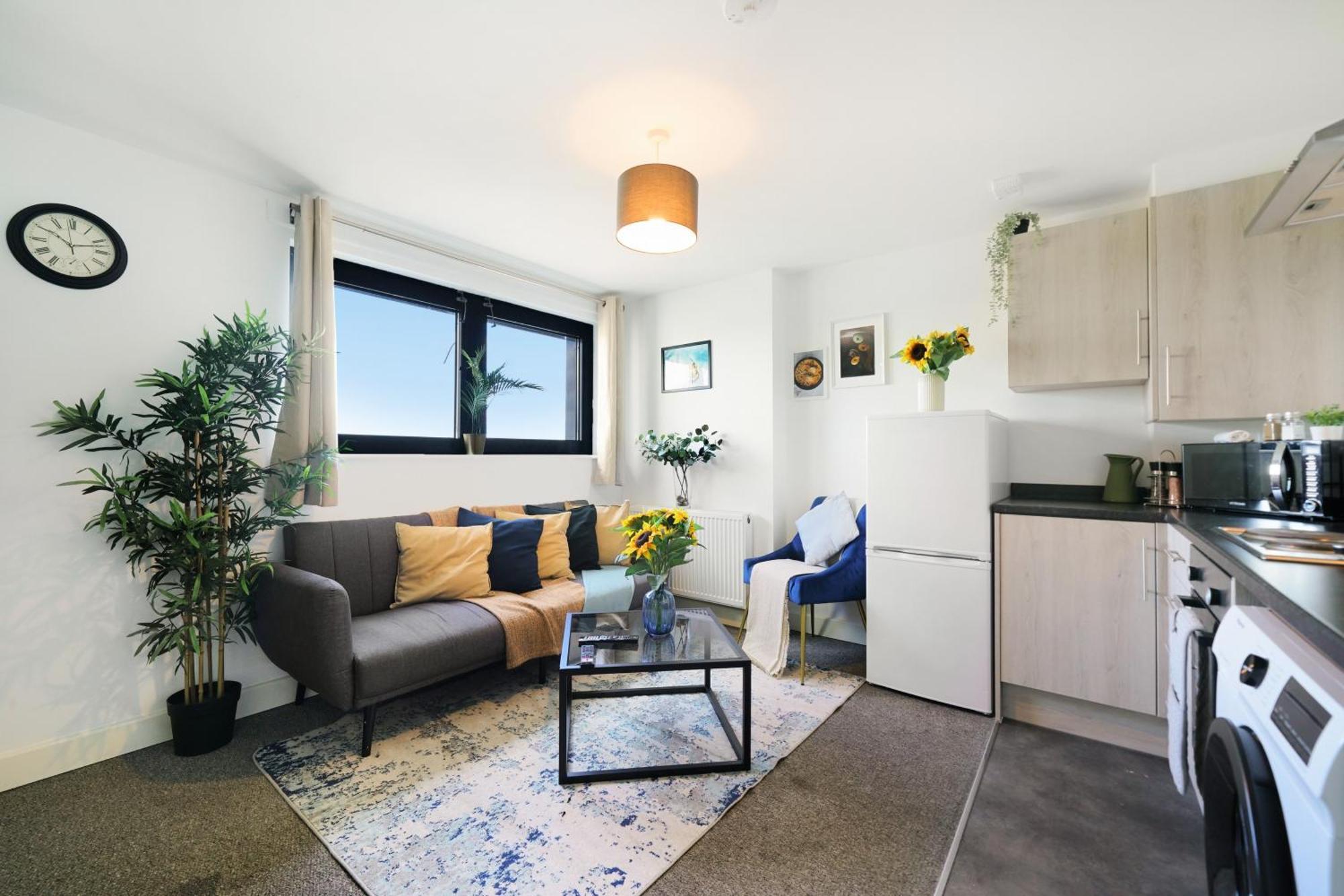 One And Two Bed Apartments Slough Near Heathrow Colnbrook ภายนอก รูปภาพ